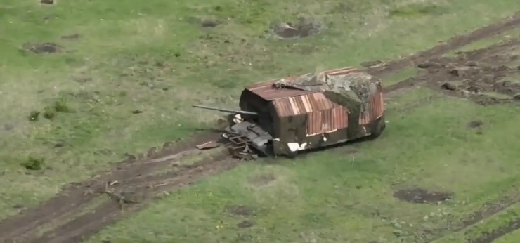 Nga đang sử dụng hàng loạt xe tăng "mai rùa" nhằm tạo đột phá trên chiến trường.