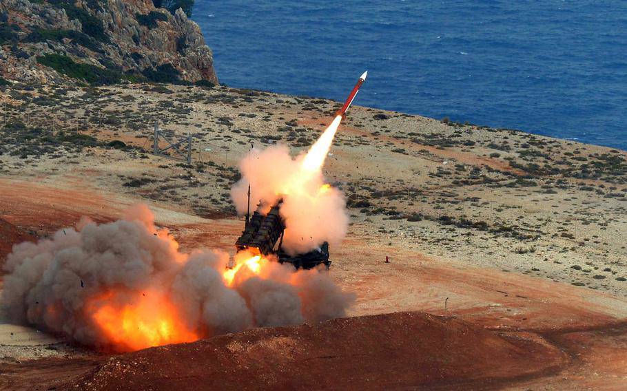 Một bệ phóng tên lửa Patriot khai hỏa trong tập trận ở Hy Lạp vào năm 2015.