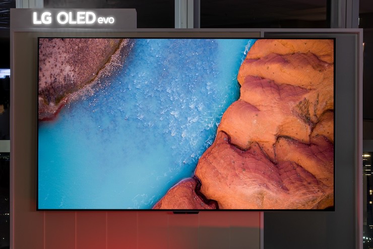 TV LG OLED evo M4.