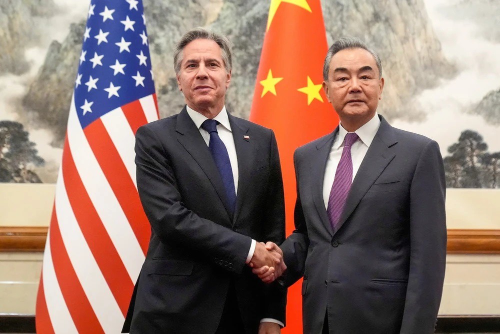 Ngoại trưởng Mỹ Antony Blinken gặp Ngoại trưởng&nbsp;Trung Quốc Vương Nghị&nbsp;(ảnh: Reuters)