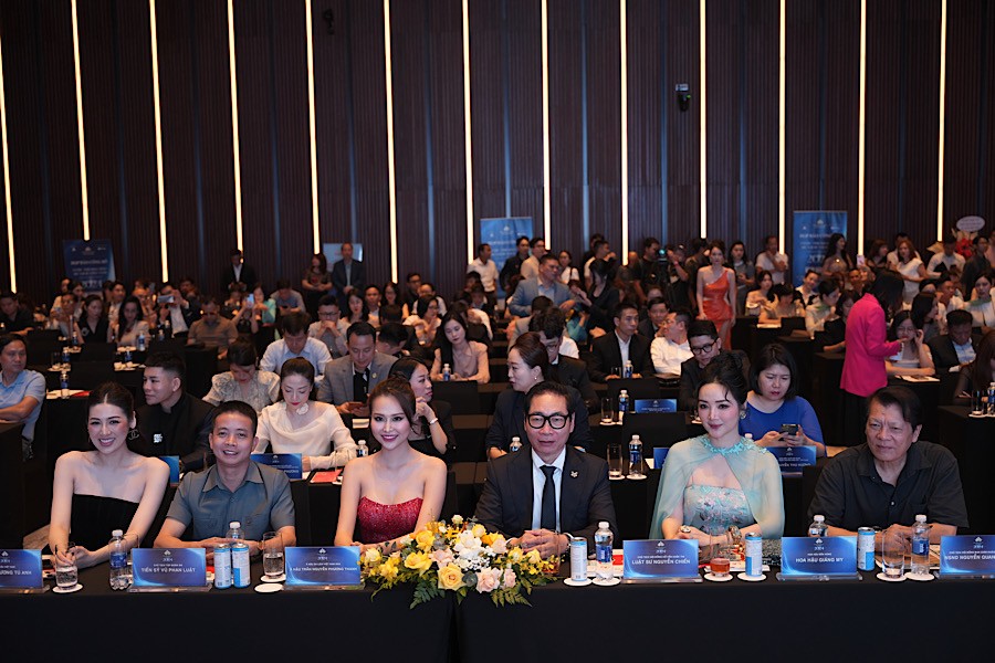 &nbsp;Hoa hậu Du lịch Việt Nam 2024 ngay sau khi công bố tuyển sinh đã nhận được sự quan tâm của đông đảo công chúng và sự hưởng ứng nhiệt tình của các cô gái trên khắp cả nước đăng ký tham gia cuộc thi.