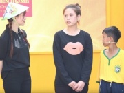 Giải trí - Hòa Minzy đóng tiền học phí đến lớp 12 cho 3 em nhỏ