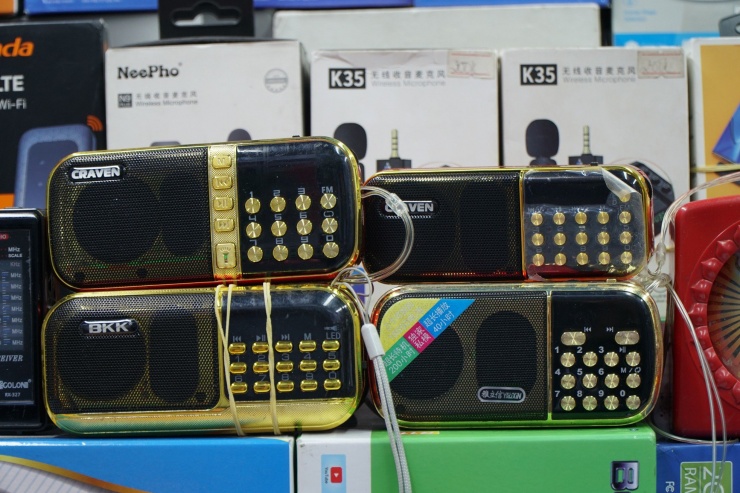 Phố điện máy, điện tử đầu tiên ở TPHCM có gì? - 4