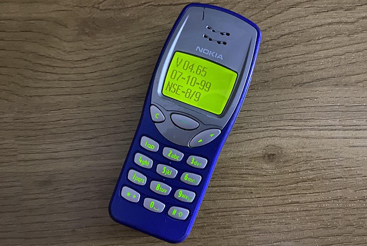 Nokia 3210 huyền thoại.