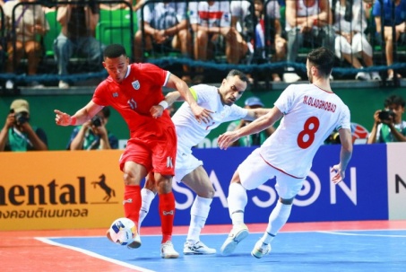 Trực tiếp bóng đá Thái Lan - Iran: Không có thêm bàn gỡ (Chung kết Futsal châu Á) (Hết giờ)