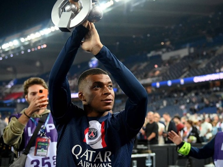 PSG chính thức vô địch Ligue 1 lần thứ 12, mơ về “cú ăn ba“ vĩ đại