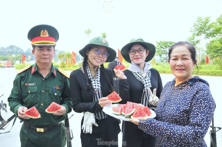 Những bóng hồng phương Nam: Sẵn sàng cho cuộc diễu binh lịch sử