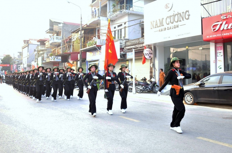 Những bóng hồng phương Nam: Sẵn sàng cho cuộc diễu binh lịch sử