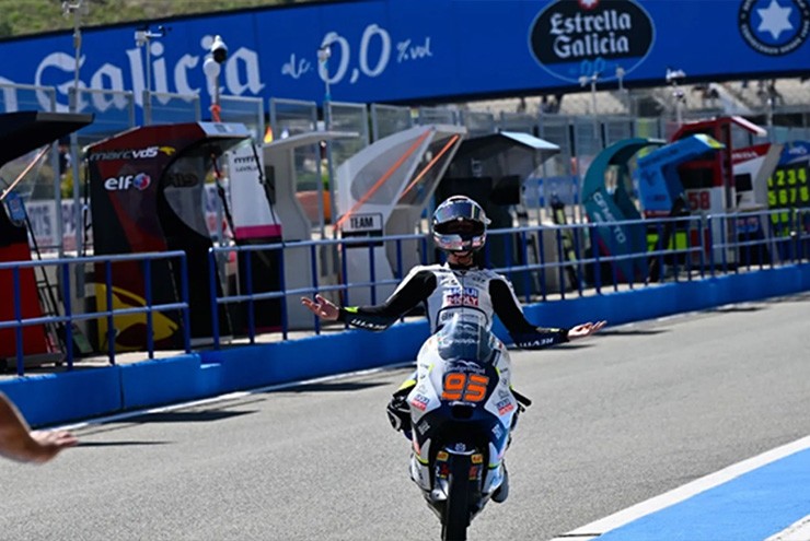 Veijer chiến thắng tại Moto3 Jerez