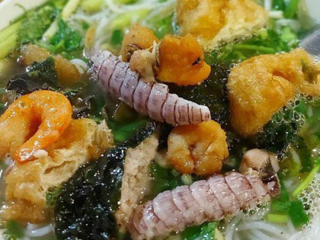 Du lịch vùng biển Quảng Ninh không nên bỏ lỡ những món chỉ ăn ‘một lần là nhớ mãi’