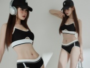 Thời trang - Nữ MC đài Nghệ An quyến rũ bất ngờ với trang phục tôn eo thon, chân dài