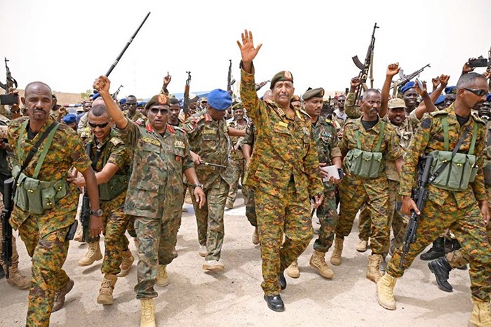 Tướng Dagalo chỉ huy quân đội RSF và những người ủng hộ.
