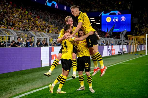 Dortmund mang về cho Bundesliga suất phụ dự Champions League mùa sau và chính họ hưởng lợi