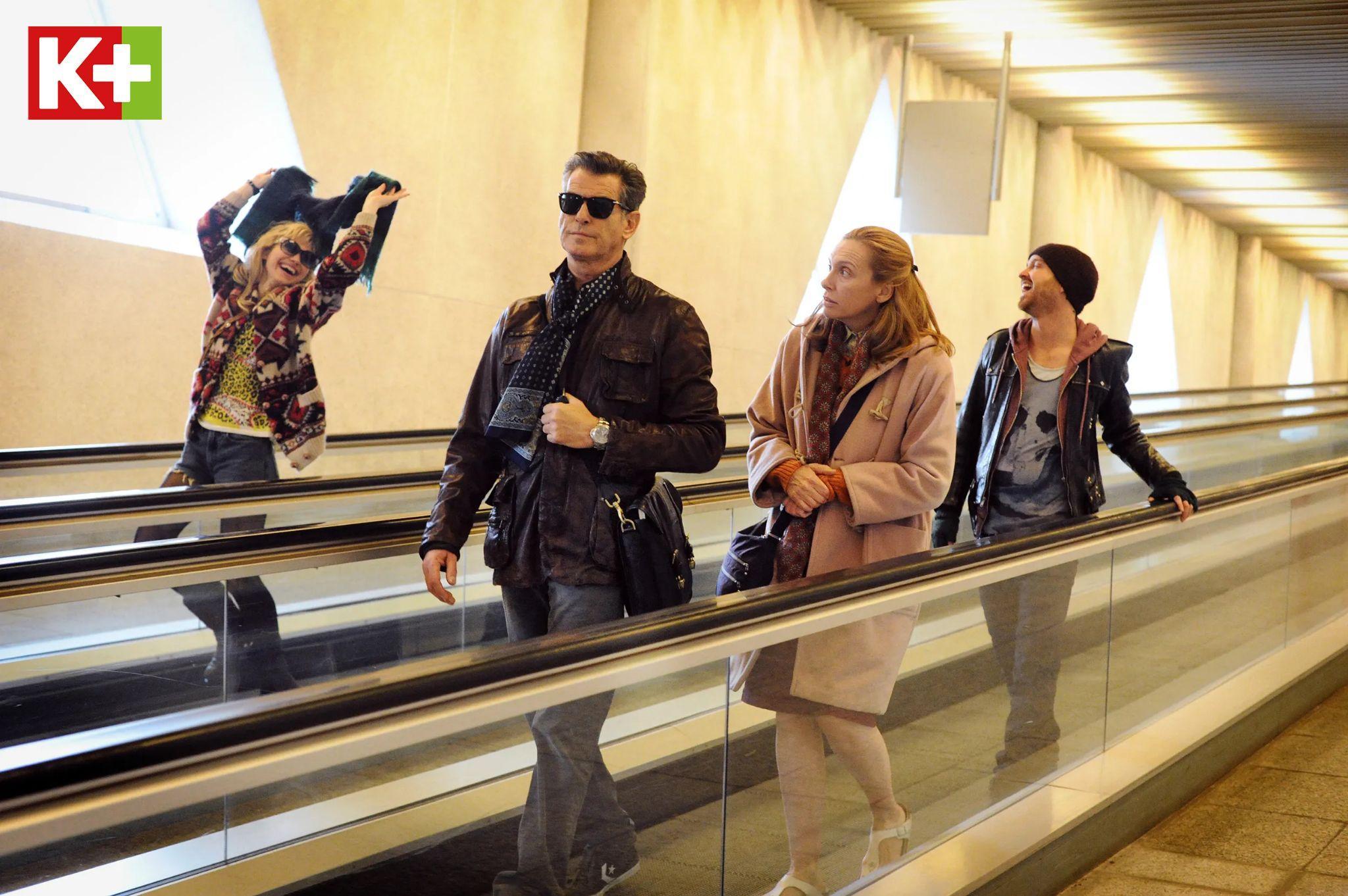 Bộ tứ trong Còn Lâu Mới Chết