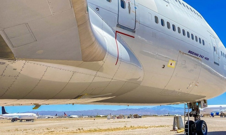 Ascent Aviation Services (AAS) là nhà cung cấp dịch vụ bảo trì, đại tu lớn nhất ở công viên hàng không Pinal. Theo AAS, từ tháng 3/2020, lượng máy bay được gửi tới đây với tốc độ khoảng một chiếc mỗi giờ, đòi hỏi đơn vị bổ sung hơn 150 nhân viên. Ảnh: Insider