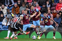 Video bóng đá Burnley - Newcastle: 4 bàn rực rỡ, vượt qua MU (Ngoại hạng Anh)