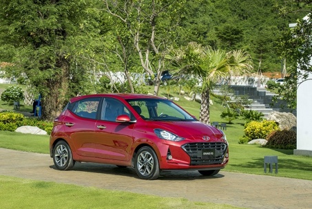 Giá xe Hyundai Grand i10 niêm yết và lăn bánh tháng 5/2024