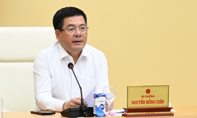 Bộ trưởng Công Thương Nguyễn Hồng Diên phát biểu tại hội thảo. Ảnh: Moit