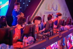 eSports: Ngành công nghiệp không khói đang phát triển "thần tốc"