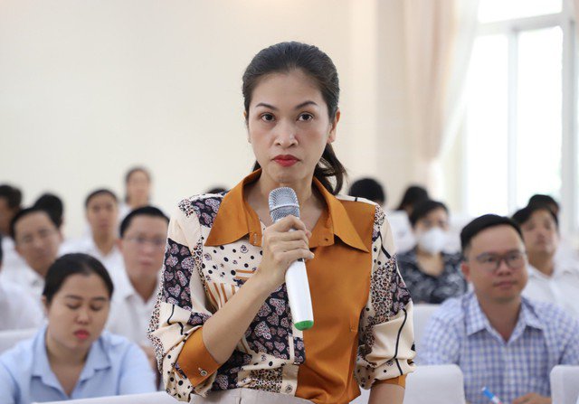 Cử tri Nguyễn Thị Đoan Trang cho rằng nhiều cán bộ có chức vụ cao liên đới đến các vụ án làm giảm uy tín của Đảng và Nhà nước