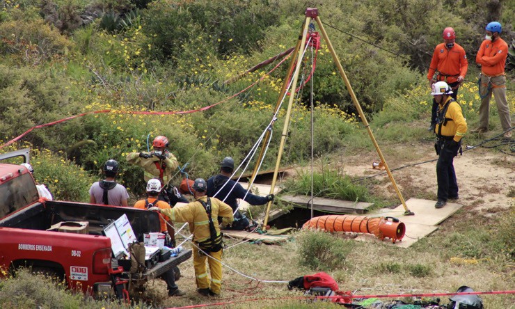 Thi thể 3 nạn nhân được tìm thấy ở giếng sâu 15 mét.
