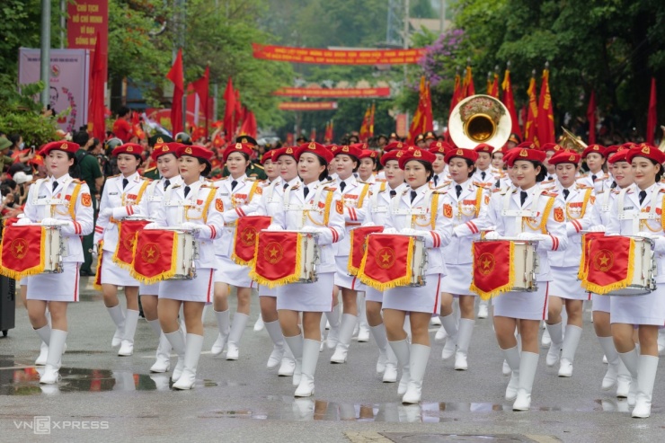 Điện Biên Phủ: Hình ảnh cảm động và khí thế hùng tráng trong lễ kỷ niệm 70 năm chiến thắng