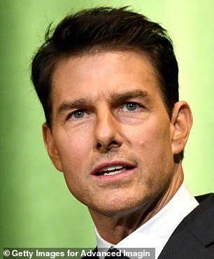 Bác sĩ thẩm mỹ gọi tên 5 tài tử tiêm chất làm đầy, có cả Beckham và Tom Cruise - 2