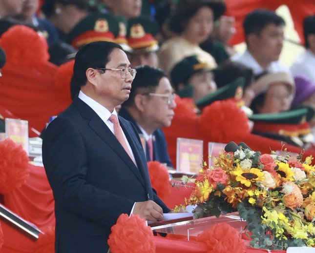 Thủ tướng Phạm Minh Chính trình bày diễn văn kỷ niệm 70 năm Chiến thắng Điện Biên Phủ. Ảnh: Như Ý.