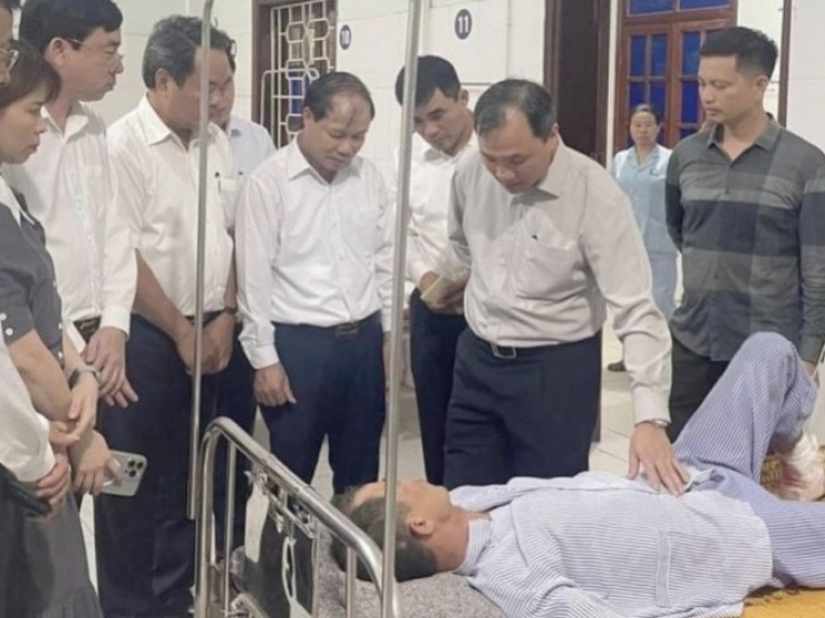 Thủ tướng gửi điện chia buồn đến gia đình các nạn nhân vụ sạt lở đất ở Hà Tĩnh