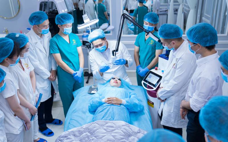 Đội ngũ kỹ thuật viên thường xuyên được tập huấn, nâng cao tay nghề