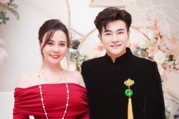 Thời trang - Ca sĩ Minh Quân khi chấm thi Mrs Earth VietNam