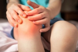 9 triệu chứng nguy hiểm của ung thư máu ở trẻ em