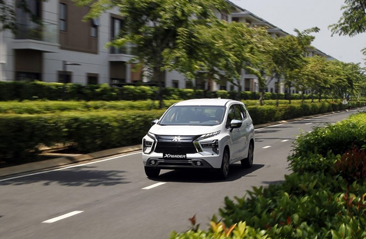 Giá xe Mitsubishi Xpander tháng 5/2024, ưu đãi 100% LPTB - 1