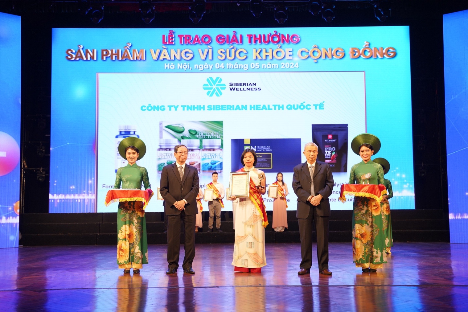 Siberian Wellness lần thứ 9 nhận giải thưởng Sản phẩm vàng vì sức khỏe cộng đồng - 1