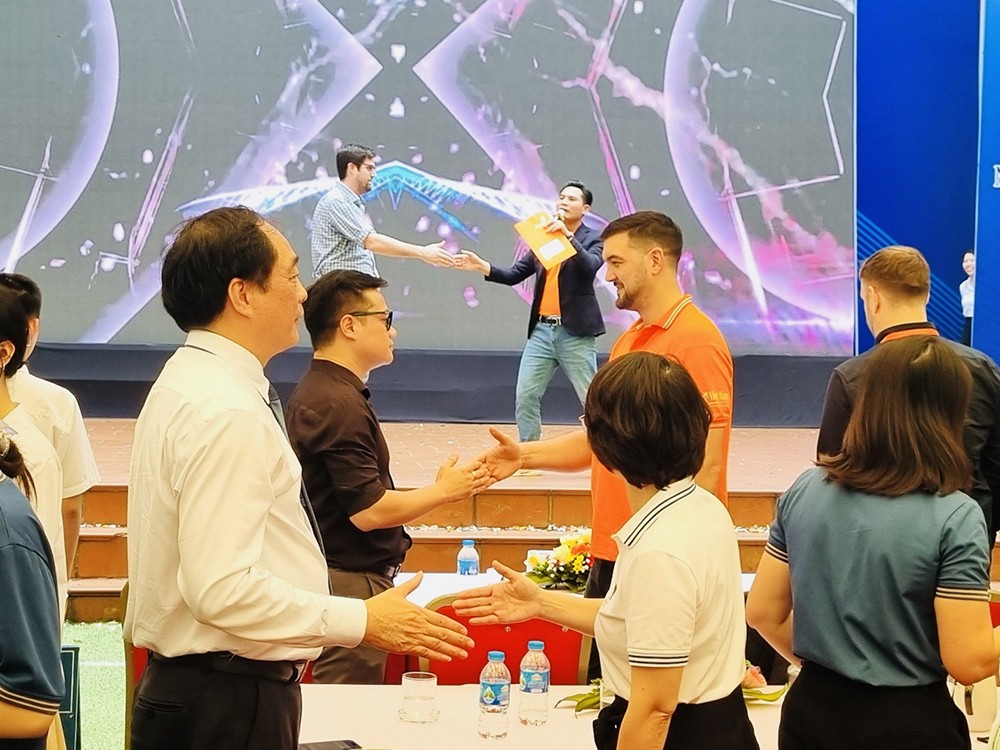 Nguyễn Phúc Nhạc - chàng trai 9x đa tài khi thành công ở nhiều lĩnh vực - 2