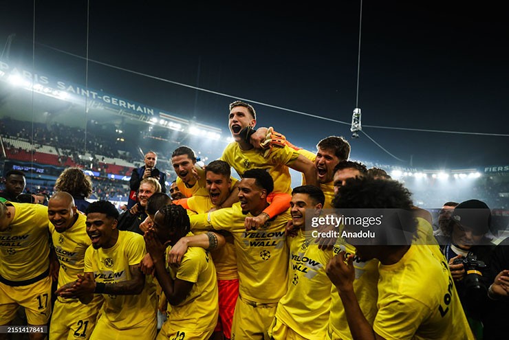 Dortmund thắng PSG trong cả 2 lượt trận