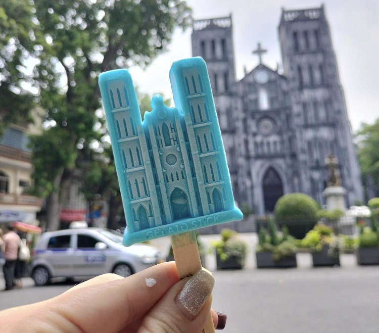Cây kem 3D mô phỏng Nhà thờ lớn Hà Nội có giá 20 nghìn đồng.