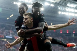 Bóng đá - Tin mới nhất bóng đá tối 10/5: Bayer Leverkusen cân bằng thành tích của Liverpool