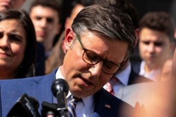 Thế giới - Vì sao phe Dân chủ chìa tay với Chủ tịch Hạ viện Mỹ?