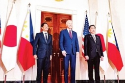 Thế giới - Tây Thái Bình Dương - Sóng ngầm đã nổi