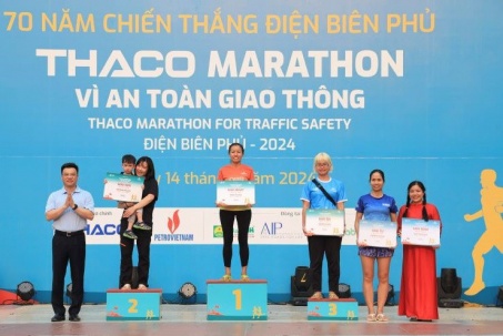 Nóng nhất thể thao tối 14/4: Lê Thị Hằng vô địch giải marathon Điện Biên Phủ 2024