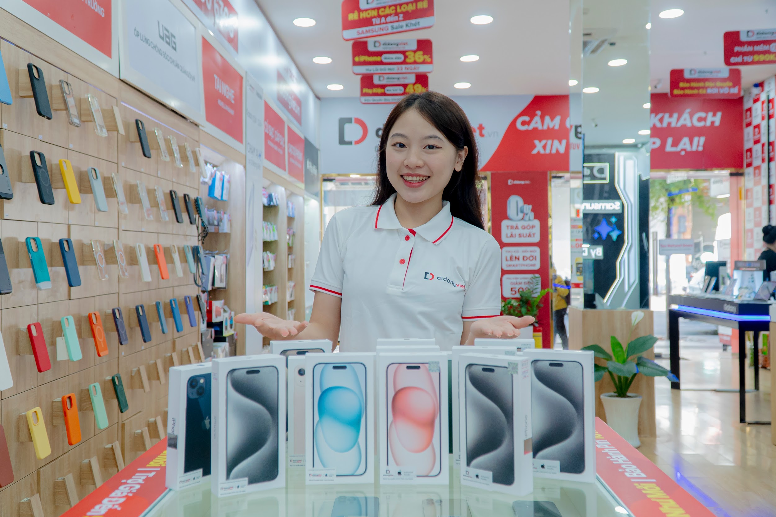 Hệ thống Di Động Việt đáp ứng đủ nguồn hàng để phục vụ nhu cầu mua sắm iPhone của khách hàng.