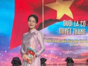 Đời sống Showbiz - MC Hồng Nhung VTV chia sẻ điều đặc biệt về cầu truyền hình trực tiếp "Dưới lá cờ quyết thắng"