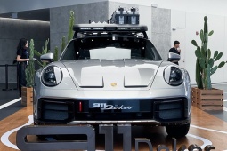 Tin tức ô tô - Porsche 911 bản Dakar thứ 4 có mặt tại Việt Nam