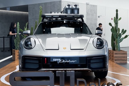 Porsche 911 bản Dakar thứ 4 có mặt tại Việt Nam