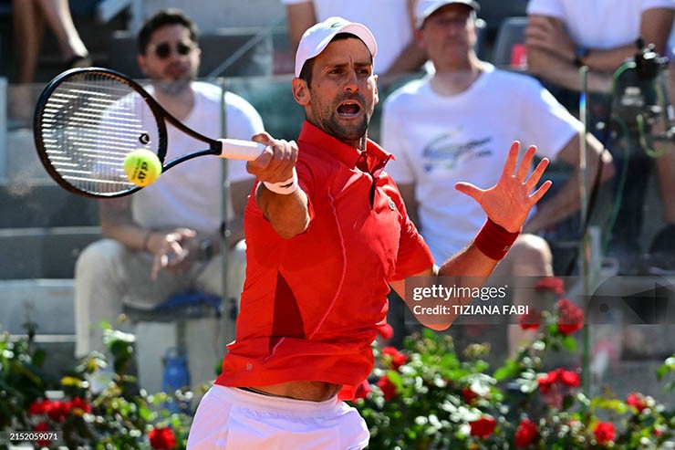 Djokovic đối diện nhiều khó khăn trong trận đấu ở vòng 3 Rome Open, đối đầu&nbsp;Alejandro Tabilo