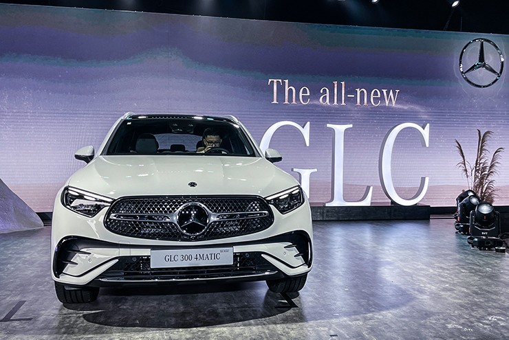 Mercedes-Benz Việt Nam triệu hồi gần 1.800 xe GLC, C43 và C200 vì lỗi cầu chì