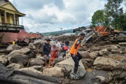 Thế giới - Lũ quét kéo theo dung nham lạnh tại Indonesia khiến 41 người chết