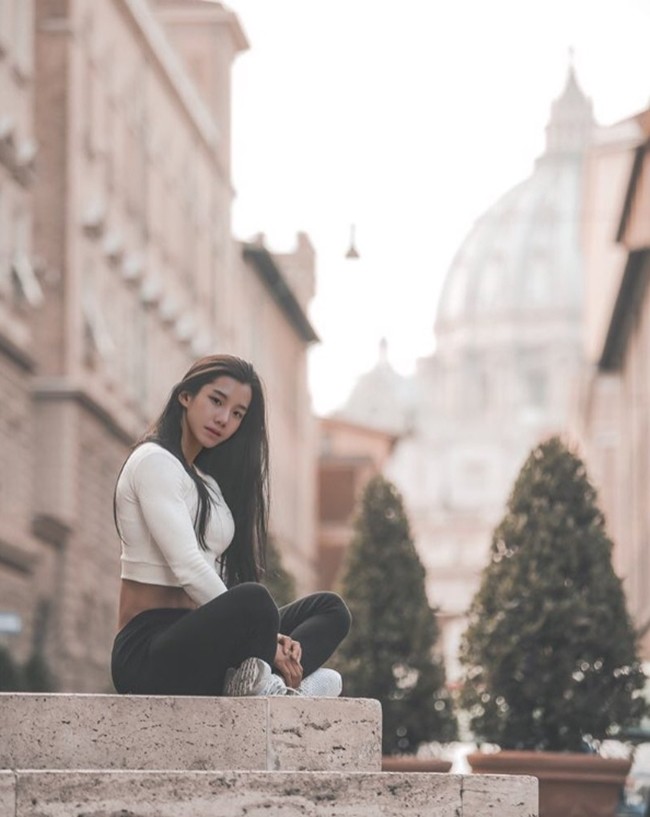 Mỹ nhân cơ bắp kiêng triệt để món này để có body sắc nét - 9