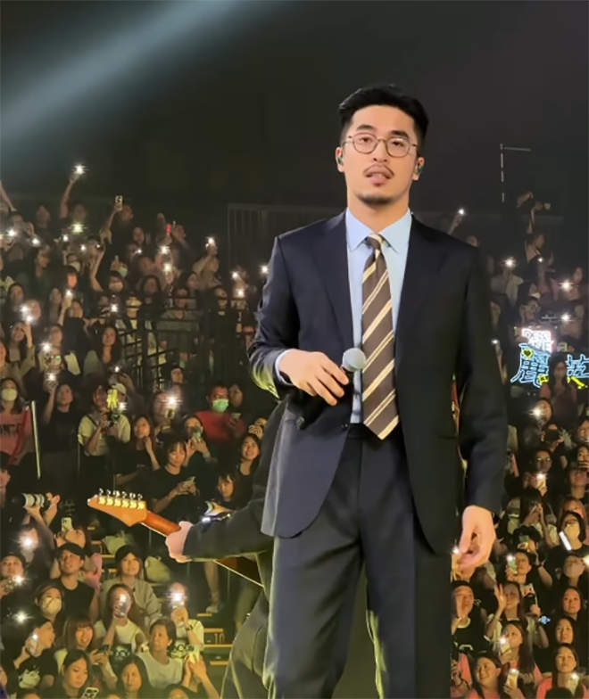 10.000 khán giả và loạt sao Hong Kong vỡ oà khi nghe Vũ. hát tiếng Quảng Đông - 7